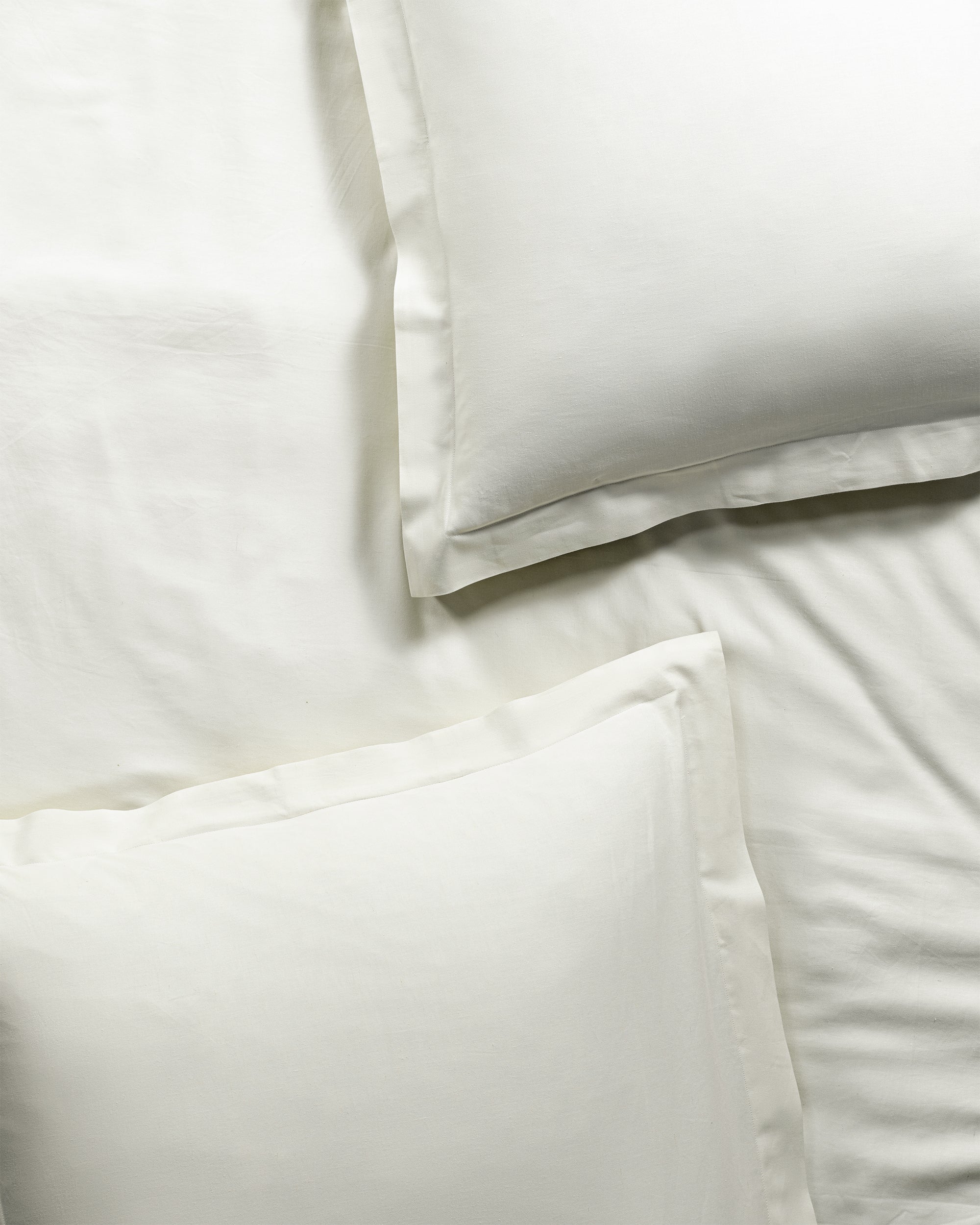 white bamboo linen duvet cover #color_milk